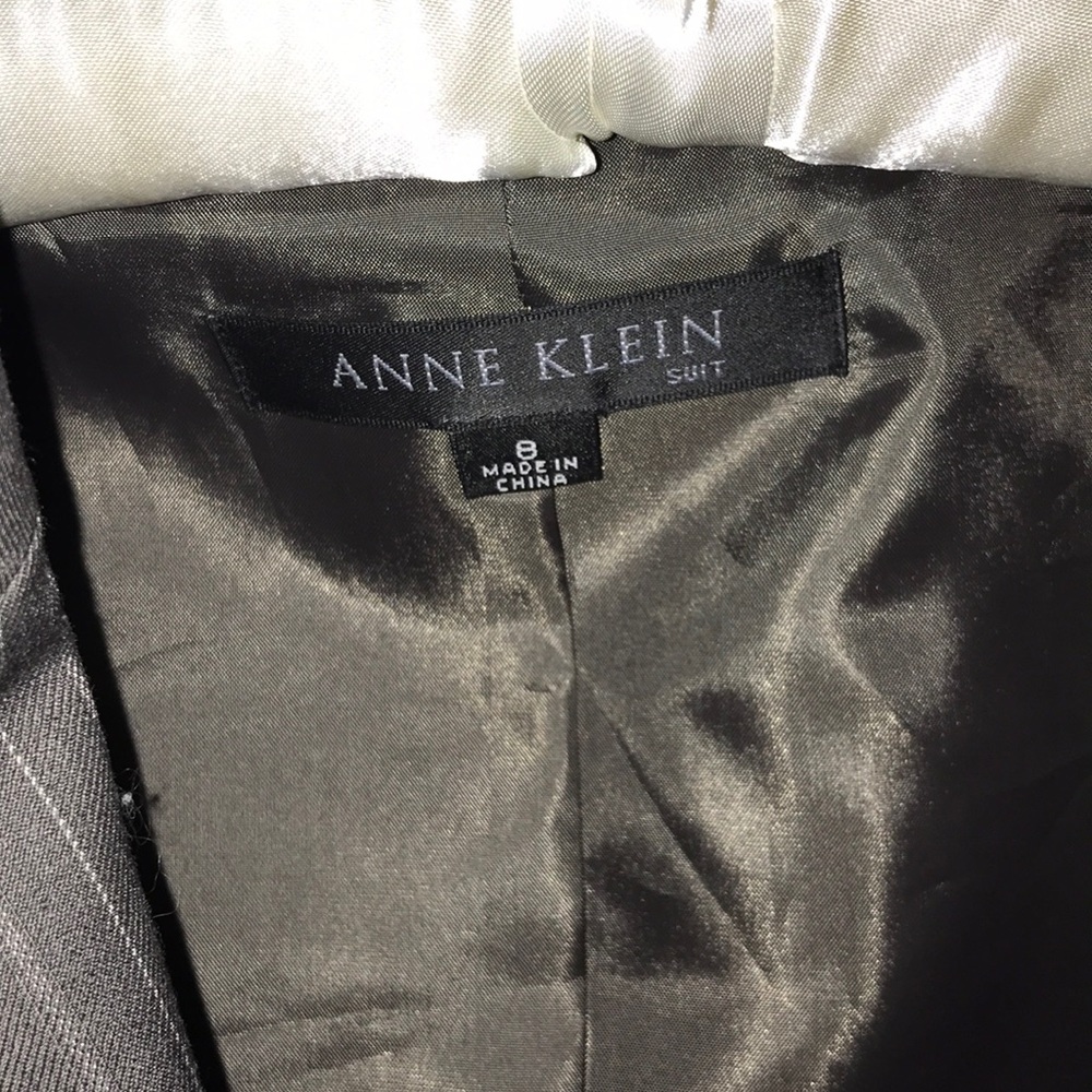 Anne Klein jacket like brand new !